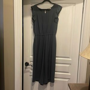 Loft Outlet romper, ruffle sleeve, tie and zip back